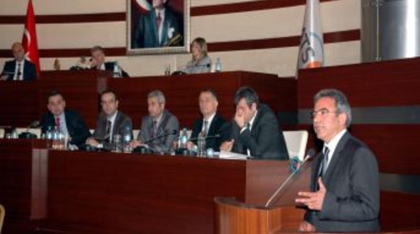 "Yurti&ccedil;indeki taşıma maliyeti, &Ccedil;in&rsquo;den nakliyenin y&uuml;zde 70&rsquo;ine yaklaştı"