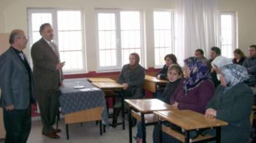 Anadolu lisesinden velilere y&ouml;nelik eğitim