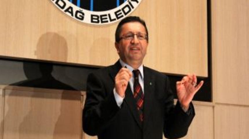 Başkan Tiryaki, Hamamarkası'ndaki restorasyon ile ilgili iddialara cevap verdi