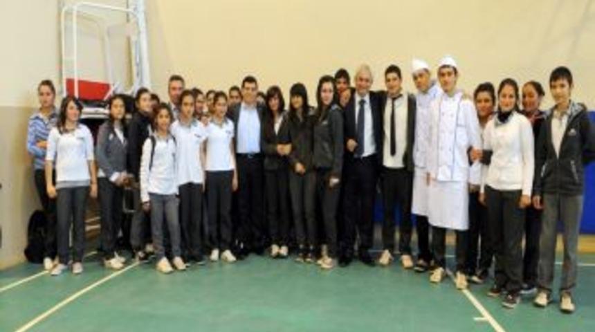 Kepez'de &lsquo;Okullar Hayat Oluyor&rsquo; projesi başlıyor