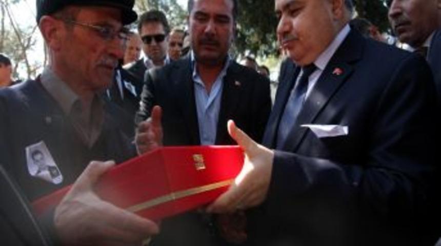 &quot;Oğlumu şehit verdim, ben de hazırım&quot;