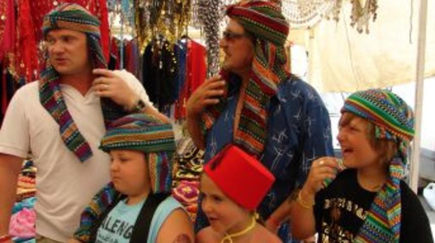 İlk defa gelen turistler eskilerine g&ouml;re 3 kat daha fazla alışveriş yapıyor