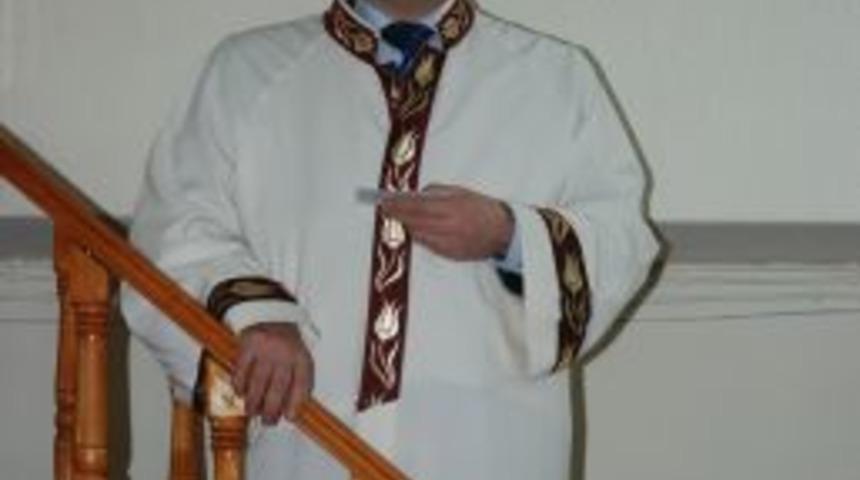 Cuma hutbesi 3 dilde okundu