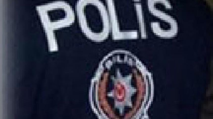 Kadın polise elle taciz