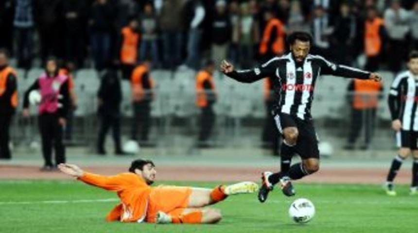 İstanbul B&uuml;y&uuml;kşehir Belediyespor: 2 - Beşiktaş: 2
