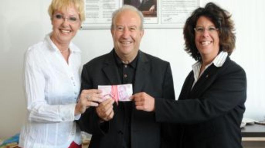 Viyana Balosu&rsquo;nun geliri engellilere