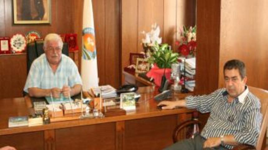 Chp'li Başkan Rusya'dan Ambulans U&ccedil;akla Getirilecek