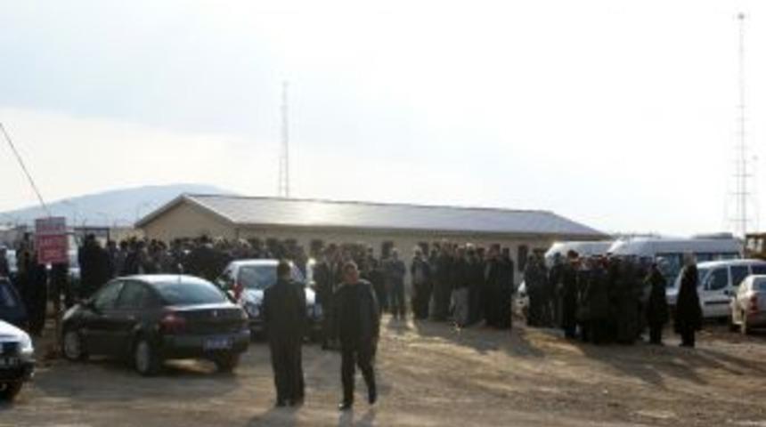 Konteyner kente m&uuml;lteci akını devam ediyor