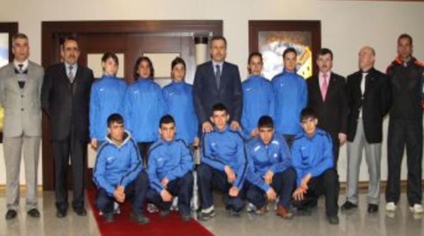 Ağrılı Atletlerin Büyük Başarısı