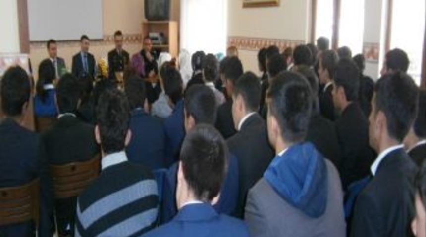 P&uuml;t&uuml;rge'de Mesleki Tanıtım Toplantısı Yapıldı