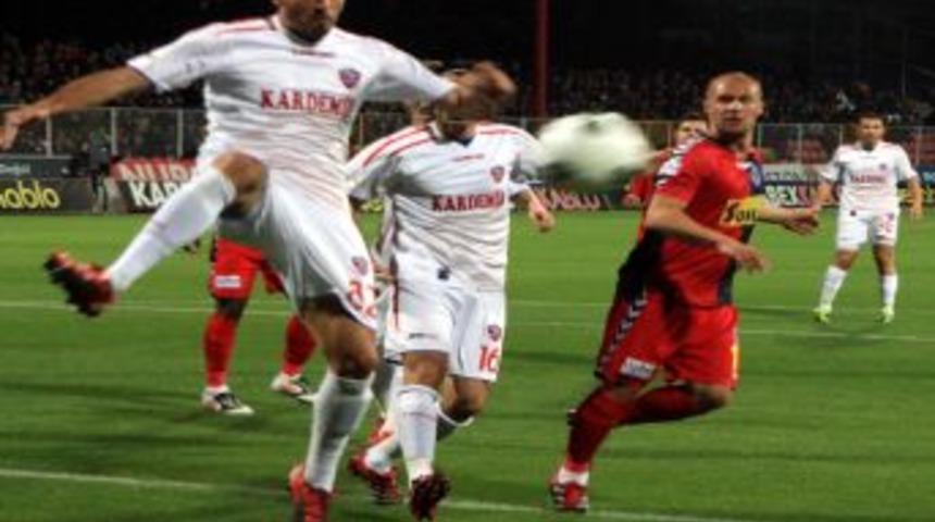 Mersin İdmanyurdu - Kardemir D.&Ccedil;. Karab&uuml;kspor: 0-2