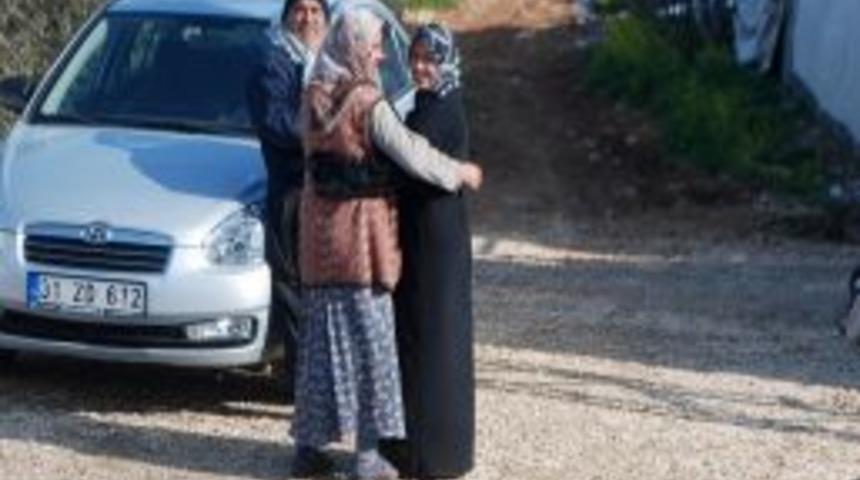 Angeline Jolie&rsquo;nin ziyaret ettiği &ccedil;adır kentte nakiller tamamlanıyor