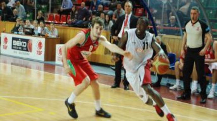 Erdemirspor: 81 - Pınar Karşıyaka: 93