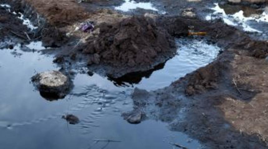 Diyarbakır&rsquo;da Botaş hattından &ccedil;alınan 57 ton ham petrol ele ge&ccedil;irildi