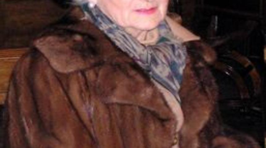 Fatma Neslişah Sultan Vefat Etti