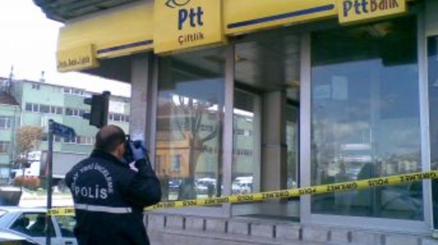 PTT'de silahlı soygun