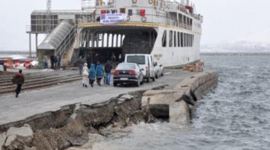 Tatvan feribot iskelesi &ccedil;&ouml;kt&uuml;