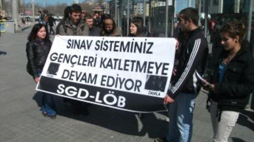 Liselilerden YGS protestosu