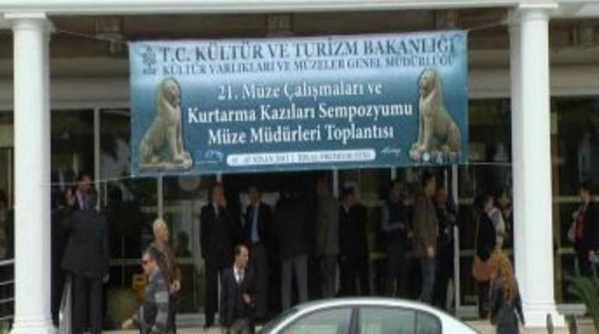 Son 10 yılda yurt dışına ka&ccedil;ırılan 4 bin 25 tarihi eser d&ouml;nd&uuml;