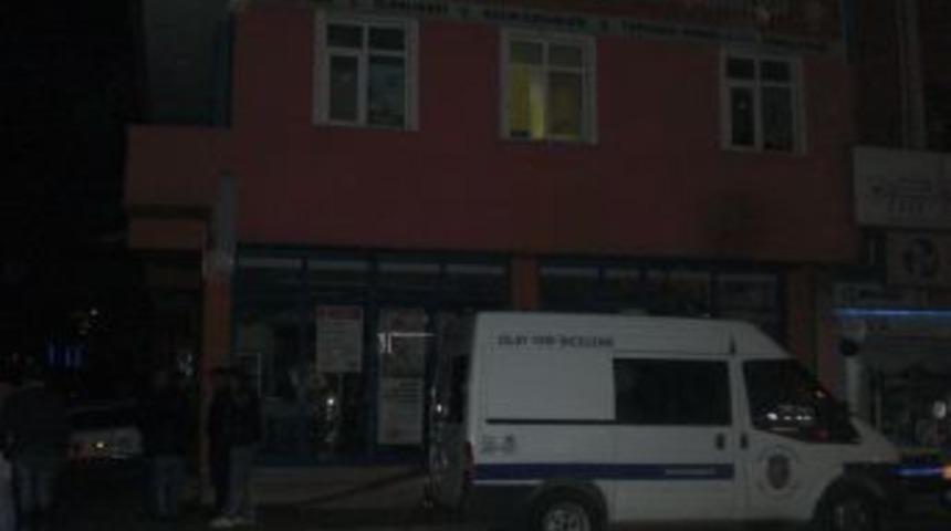 &Uuml;mraniye&rsquo;de eş zamanlı 4 patlamada yaralı ve can kaybı olmadı