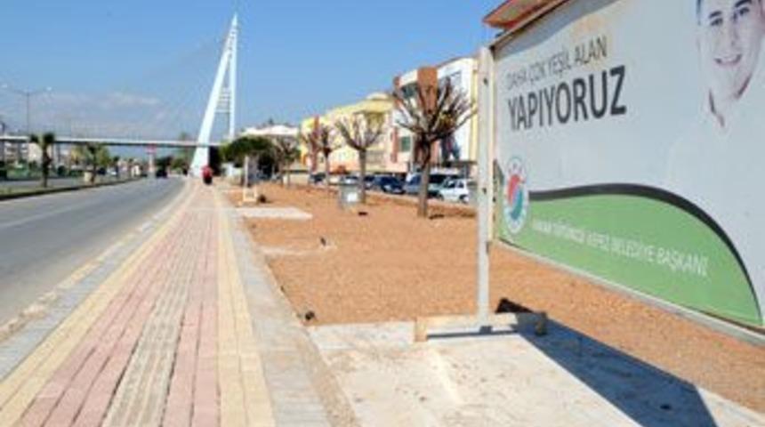 Kepez&rsquo;de engelsiz kaldırım