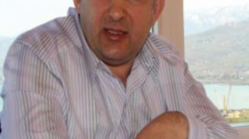 Başkan Karadeniz: Stat ve tesis olmadan hi&ccedil;bir yere varmamız m&uuml;mk&uuml;n değil