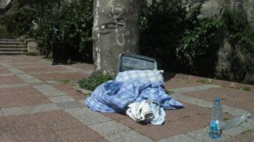 &Uuml;niversitede bomba paniği