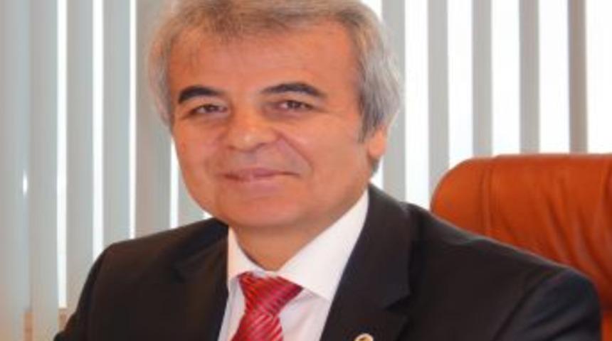 Karamanlıoğlu Rekt&ouml;rl&uuml;k İ&ccedil;in Adaylığını A&ccedil;ıkladı