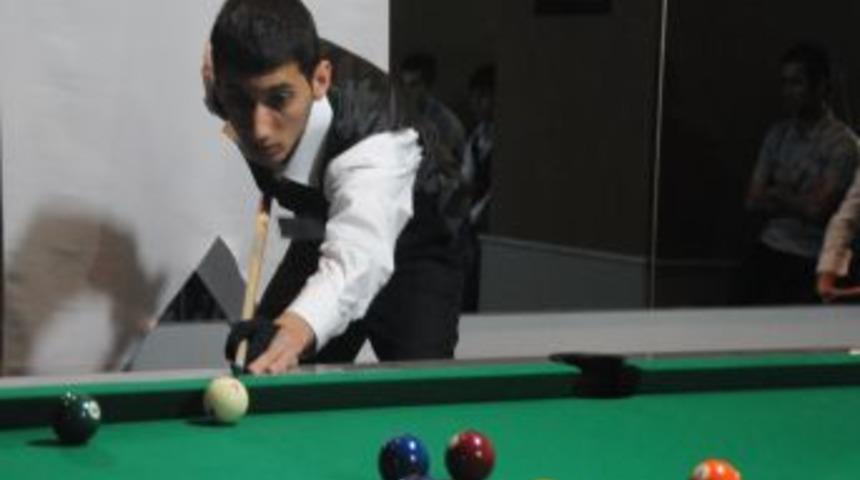 T&uuml;rkiye &Uuml;niversitelerarası Bilardo Şampiyonası &Ccedil;orum'da Başladı