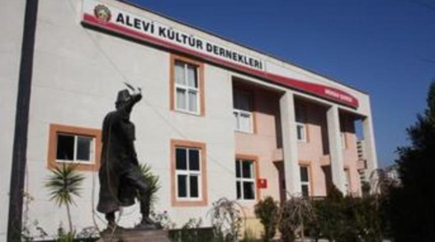 Vali &ldquo;Cemevleri ibadethane değildir&rdquo;
