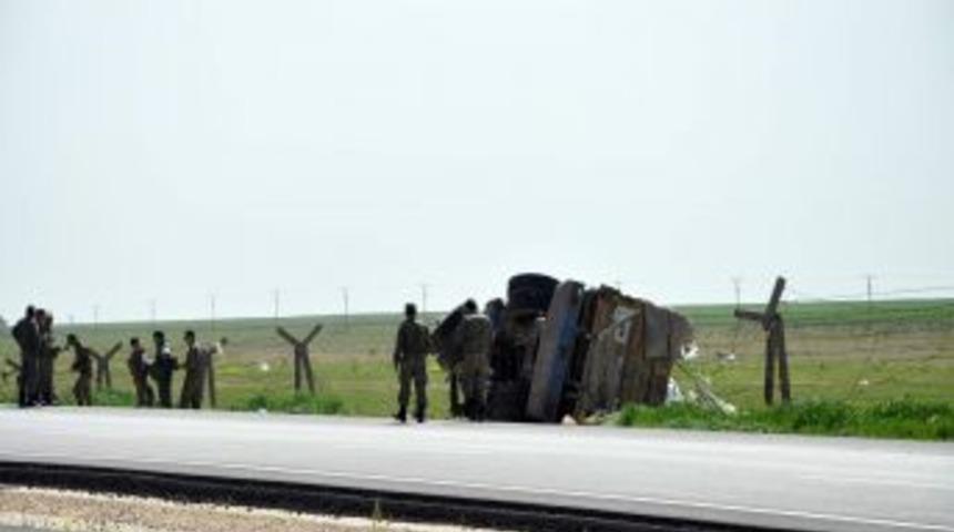 Kaza Yapan Kamyon Mayınlı Sahaya Girdi