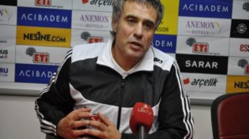 Eskişehirspor Teknik Direkt&ouml;r&uuml; Yanal: Hedefimiz Avrupa Ligi ve T&uuml;rkiye Kupası