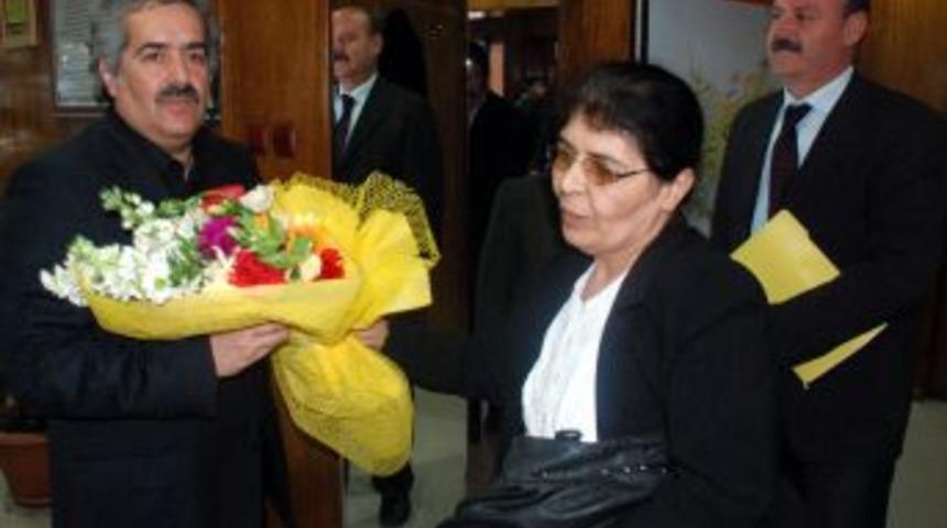 Yaşlılardan Belediye ziyareti