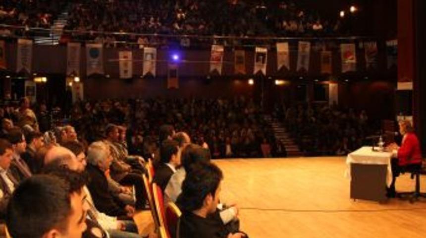 Gazeteci Ilıcak: Ergenekon davasını itibarsızlaşma &ccedil;abaları devam ediyor