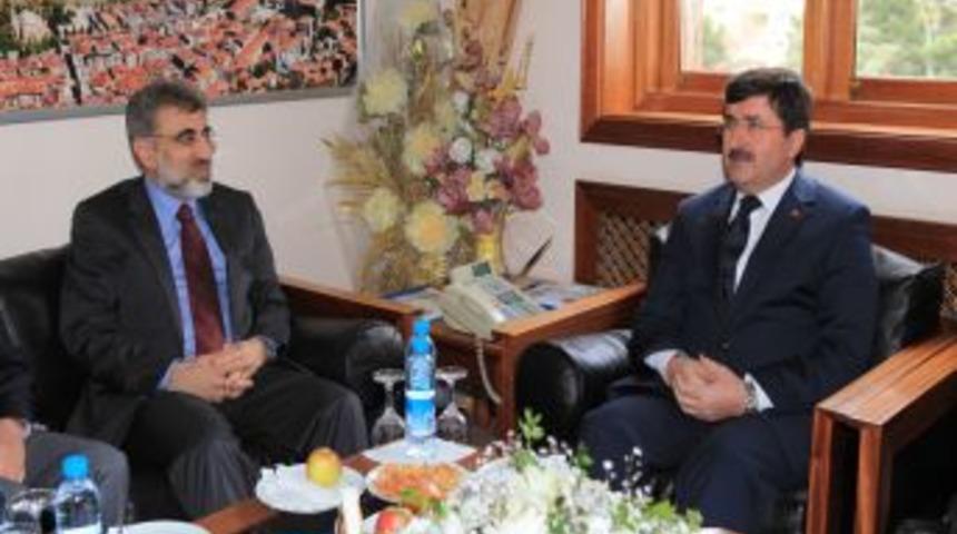 Yıldız: Elektrik zammı, Ortadoğu'daki istikrarsızlık ve d&ouml;vizdeki artışa bağlı