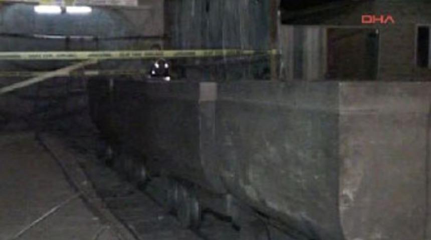 Maden ocağında g&ouml;&ccedil;&uuml;k; 4 &ouml;l&uuml;