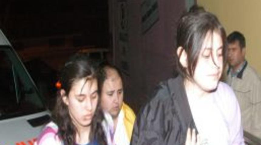 K&uuml;tahya'da gıda zehirlenmesi: 30 &ouml;ğrenci hastaneye kaldırıldı