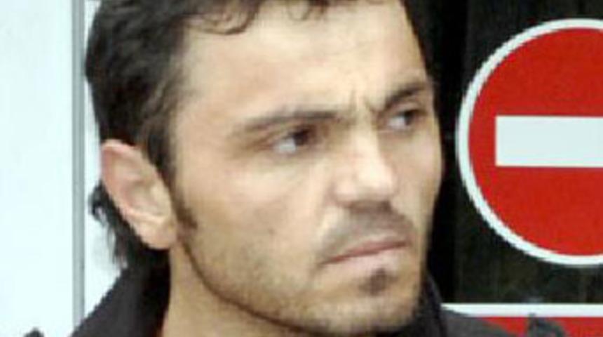 Cinsel organından vurdu