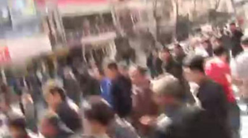 Tacizciye lin&ccedil; girişimi