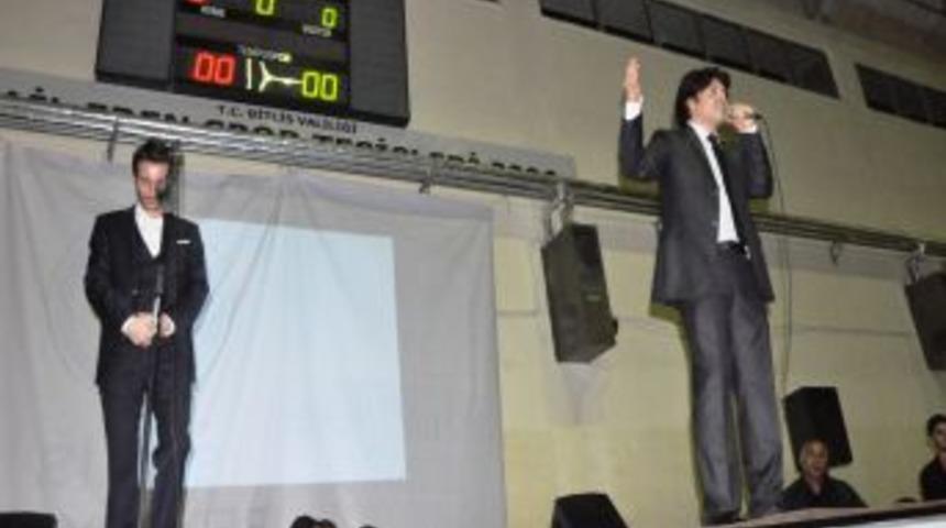 Bitlis'te Kutlu Doğum coşkusu