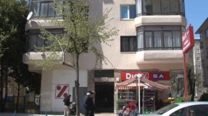 Cengiz &Ccedil;etinkaya'nın evinde arama yapılıyor