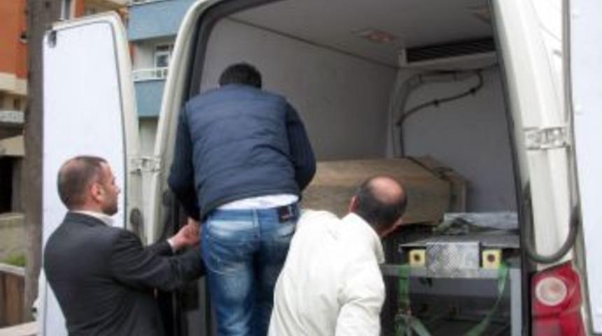 &Ouml;len babasının vasiyetini yerine getirmek i&ccedil;in G&uuml;rcistan'ı dolaştı