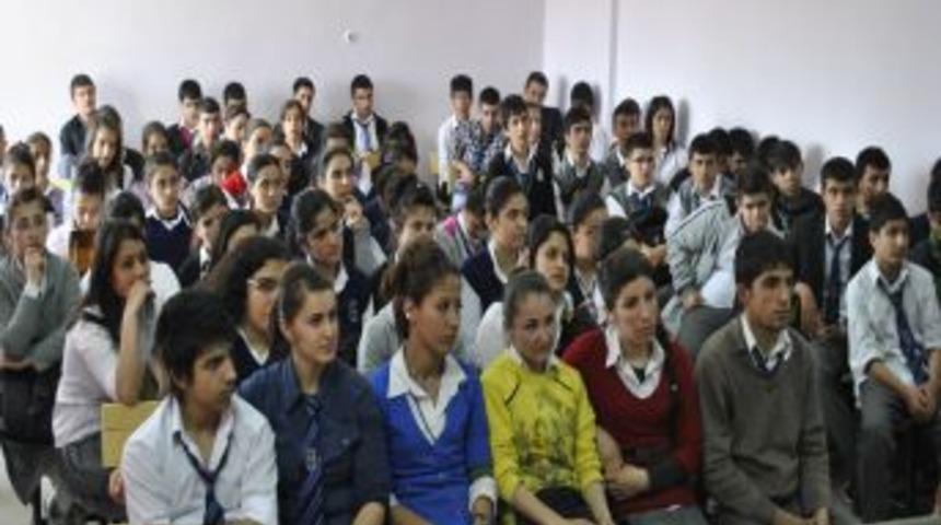 Malatya'de &ouml;ğrencilere 'kent k&uuml;lt&uuml;r&uuml;' anlatılıyor
