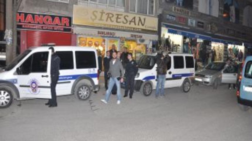 Esenler&rsquo;de silahlı saldırı: 1 &ouml;l&uuml;, 2 yaralı