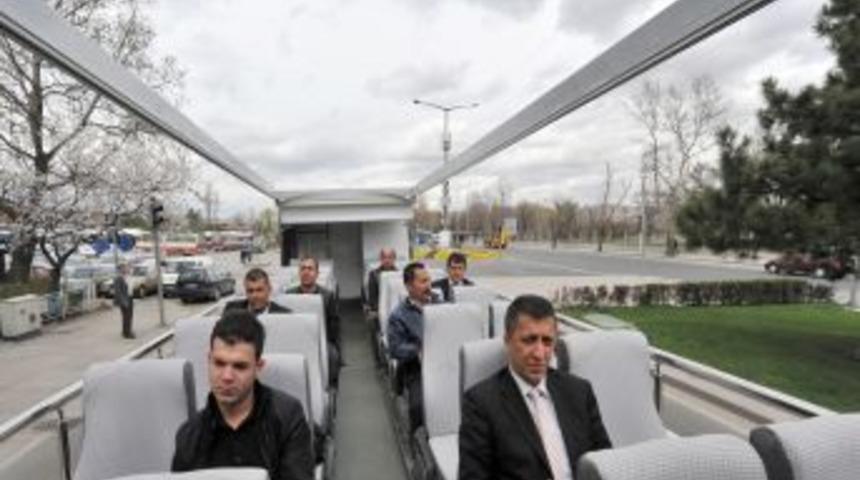 Turistler, Ankara'yı &uuml;st&uuml; a&ccedil;ık otob&uuml;slerle gezecek