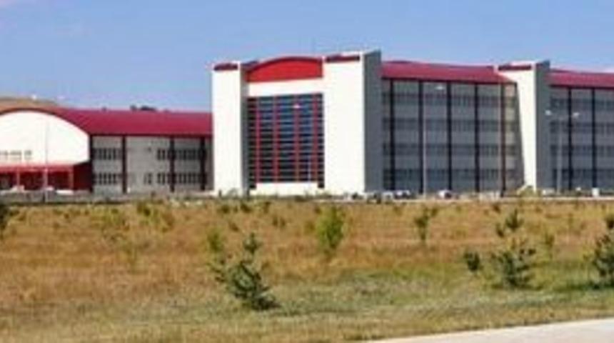 KA&Uuml;'de hemşire a&ccedil;ığı