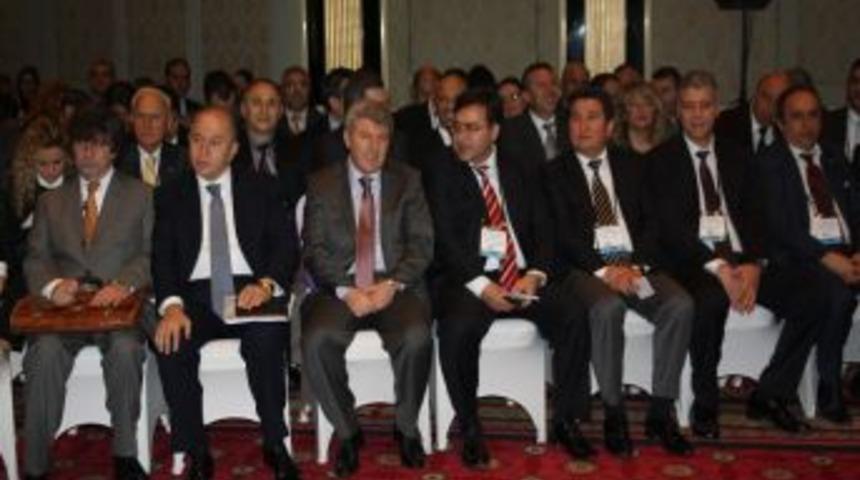 Nihat &Ouml;zdemir: Uzun &ouml;m&uuml;rl&uuml; markalar oluşturmalıyız