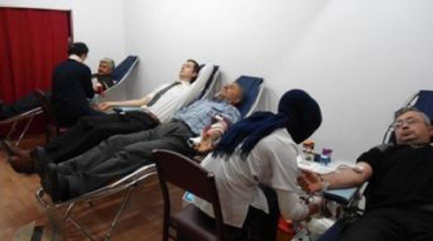 Sancaktepe&rsquo;de kan bağışı &ldquo;Hayat Oldu&rdquo;