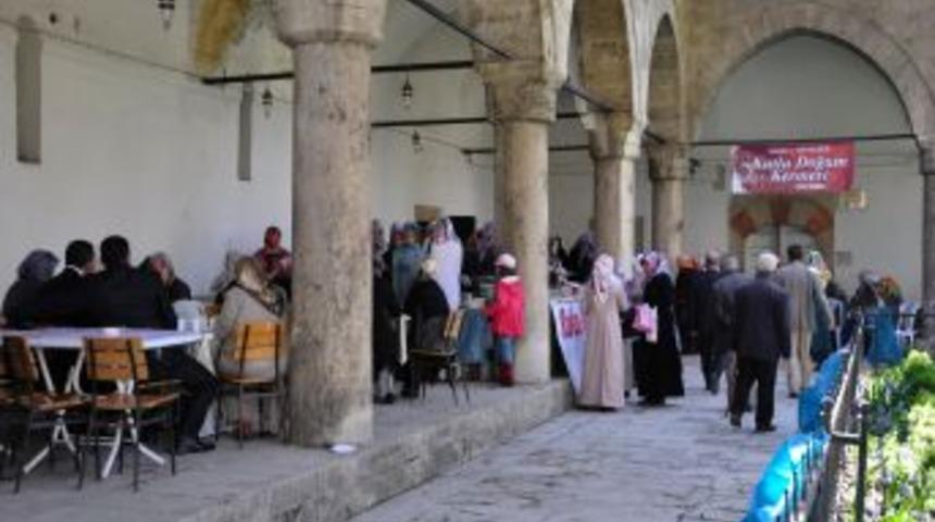 Amasya M&uuml;ft&uuml;l&uuml;ğ&uuml;'nden 'Kutlu Doğum' kermesi