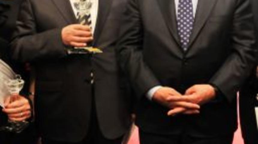 İGDAŞ&rsquo;a G&uuml;mr&uuml;k ve Ticaret Bakanlığı&rsquo;ndan &ouml;d&uuml;l